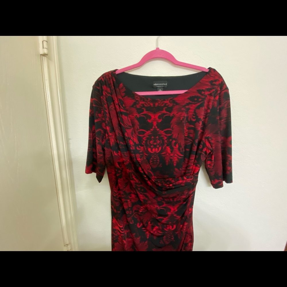Black red pattern dress